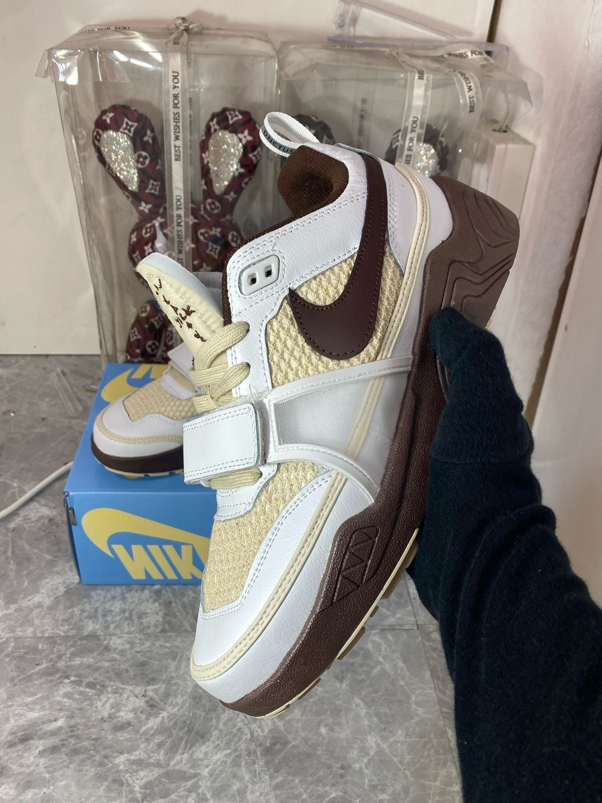 Zoom Field Jaxx Travis Scott ‘Light Chocolate’ 🤎🌵