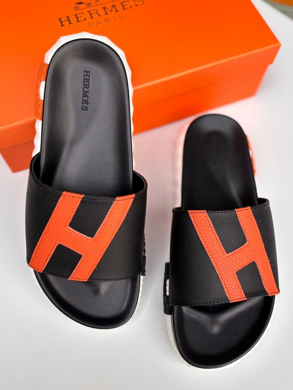 Hermès Chypre sandals