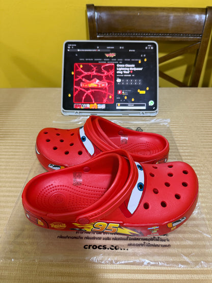 Crocs Classic Lightning McQueen' clog ‘Red’ 🎈