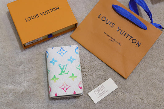 LV card wallet