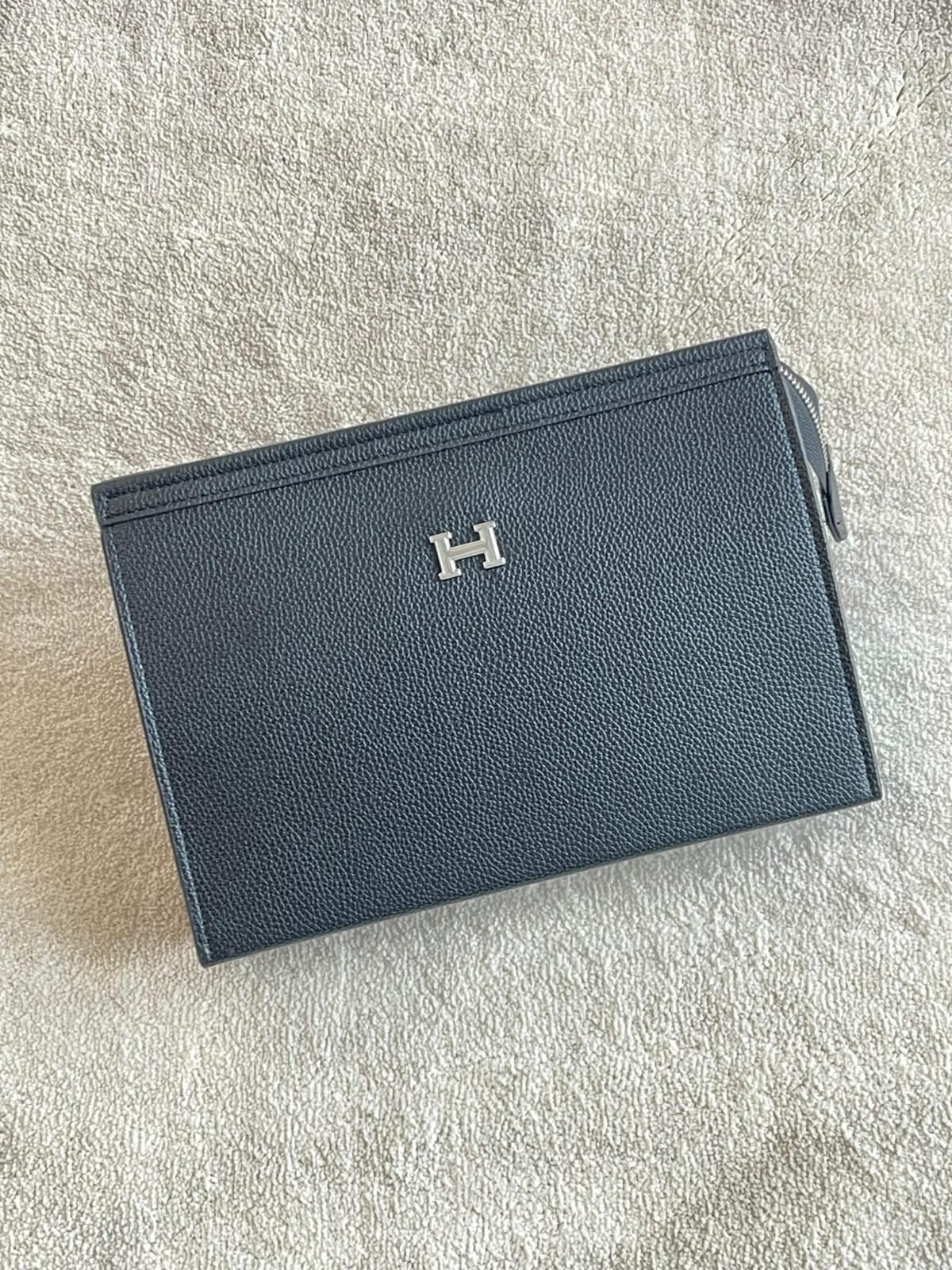 Hermes pouch