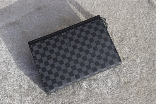 Louis Vuitton pochette