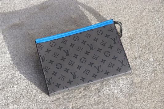 Louis Vuitton pochette