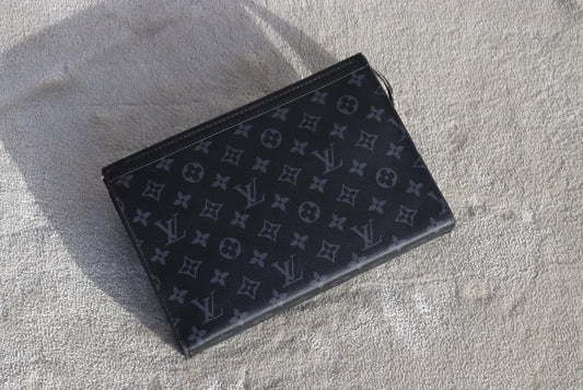 Louis Vuitton pochette