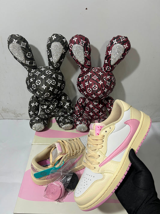 Travis Scott Air Jordan 1 Low OG "Shy Pink" 🌸🎀