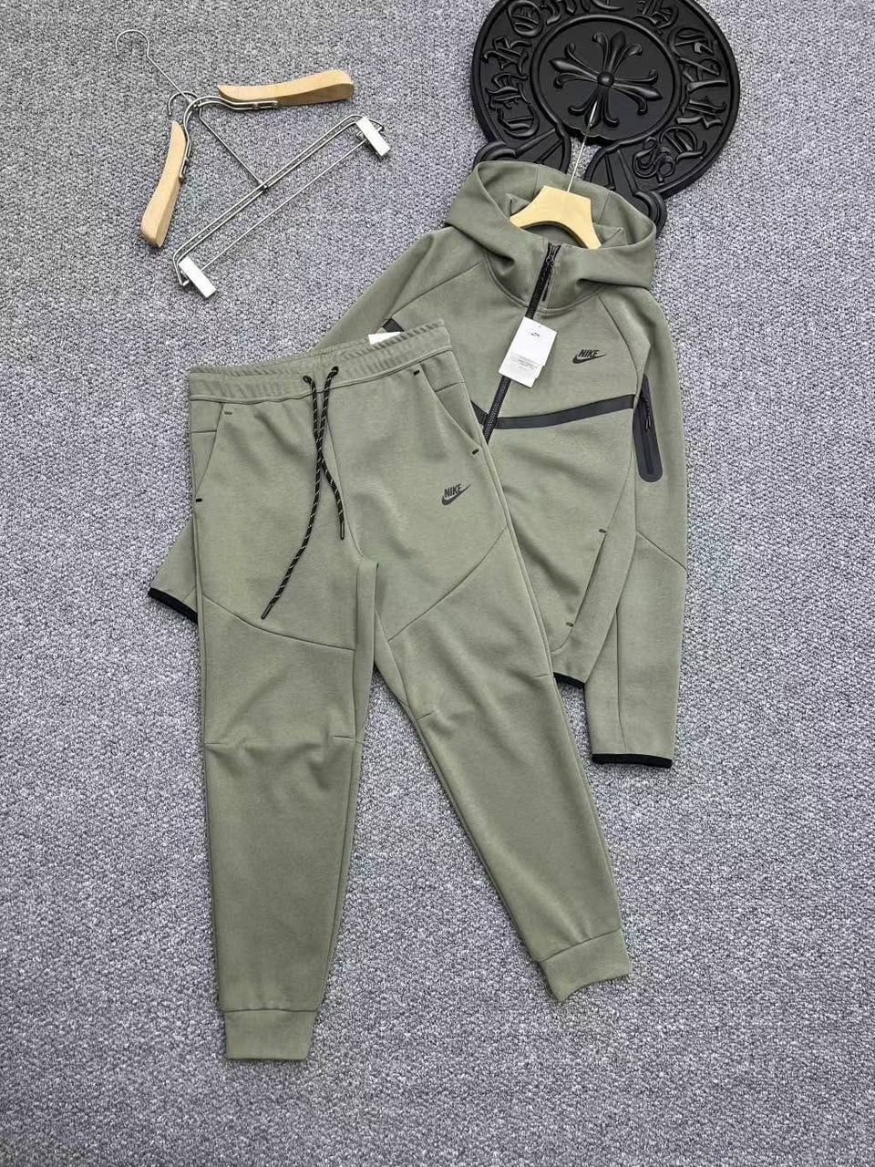Tech Fleece TrackSuit