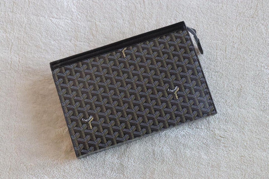 Goyard pouch Black