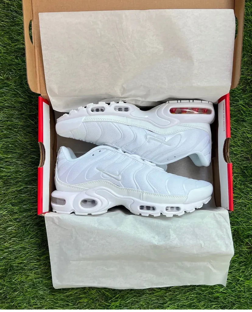 AIR MAX TN PLUS TRIPLE WHITE
